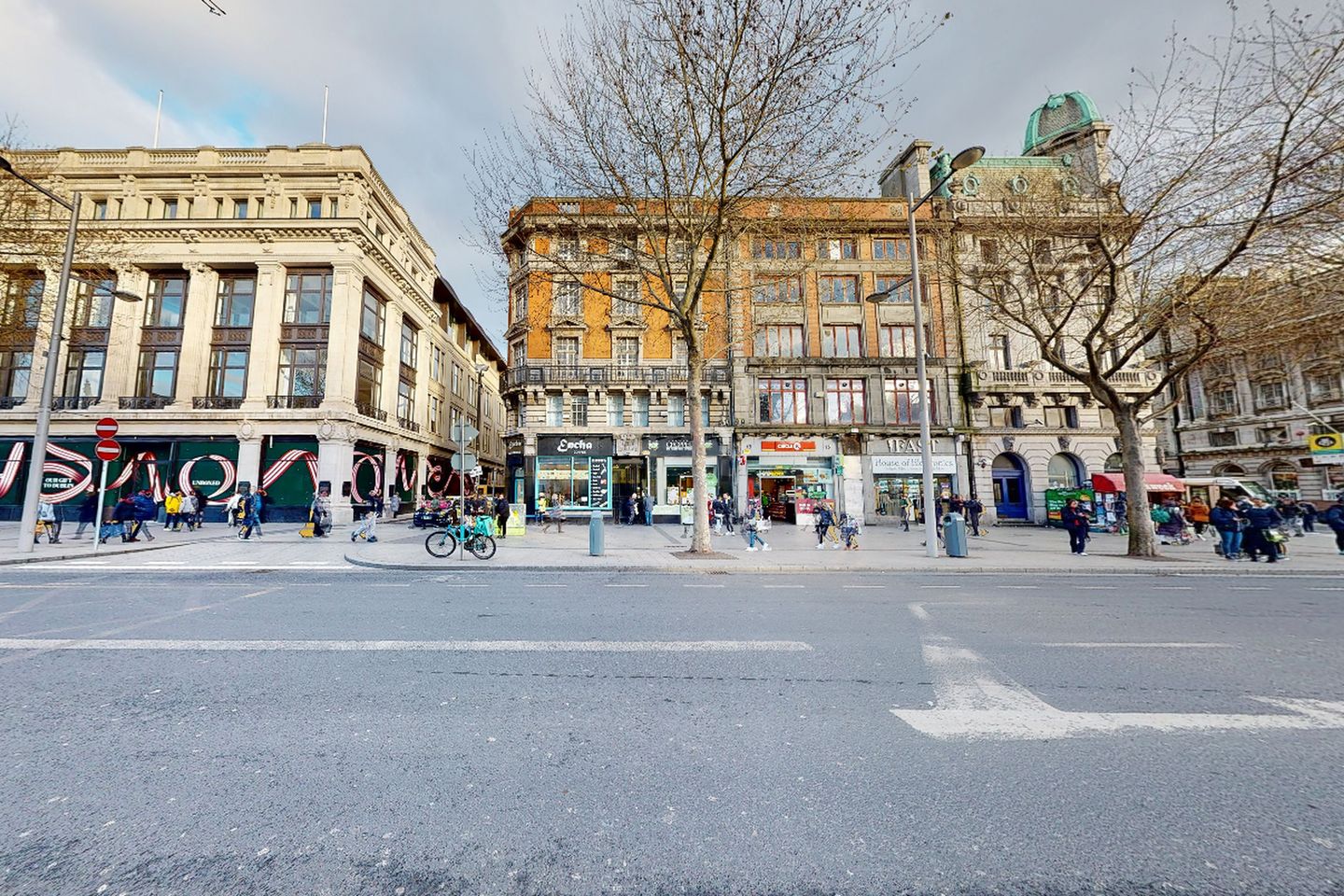 Educational / Office Space - Entire Building at 14/15 O'Connell Street Upper, Dublin 1