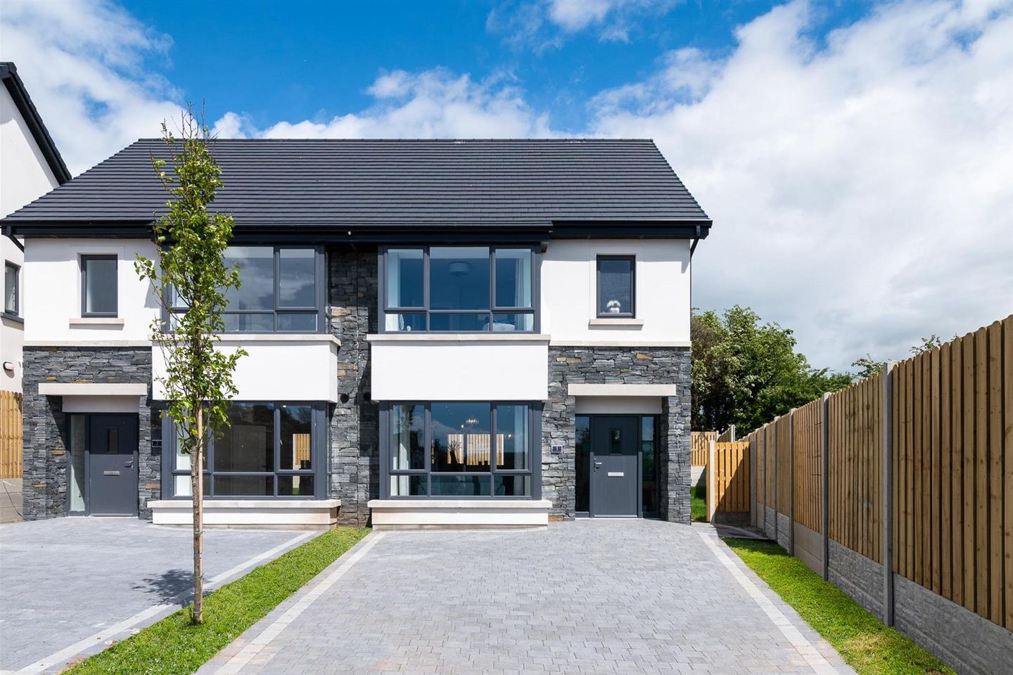 House Type A : 3 Bedroomed Semi Detached, Converti, CAIRNHILL MEADOWS, CAIRNHILL MEADOWS, Naas Road, Kilcullen, Co. Kildare