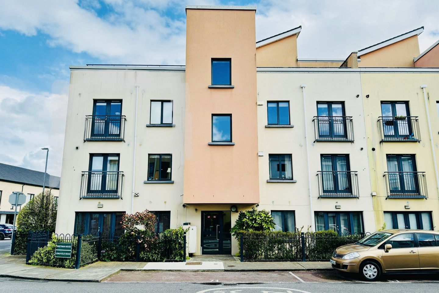 71 Sweetman House, Longfield Road, Baldoyle, Dublin 13, D13VC03 is for