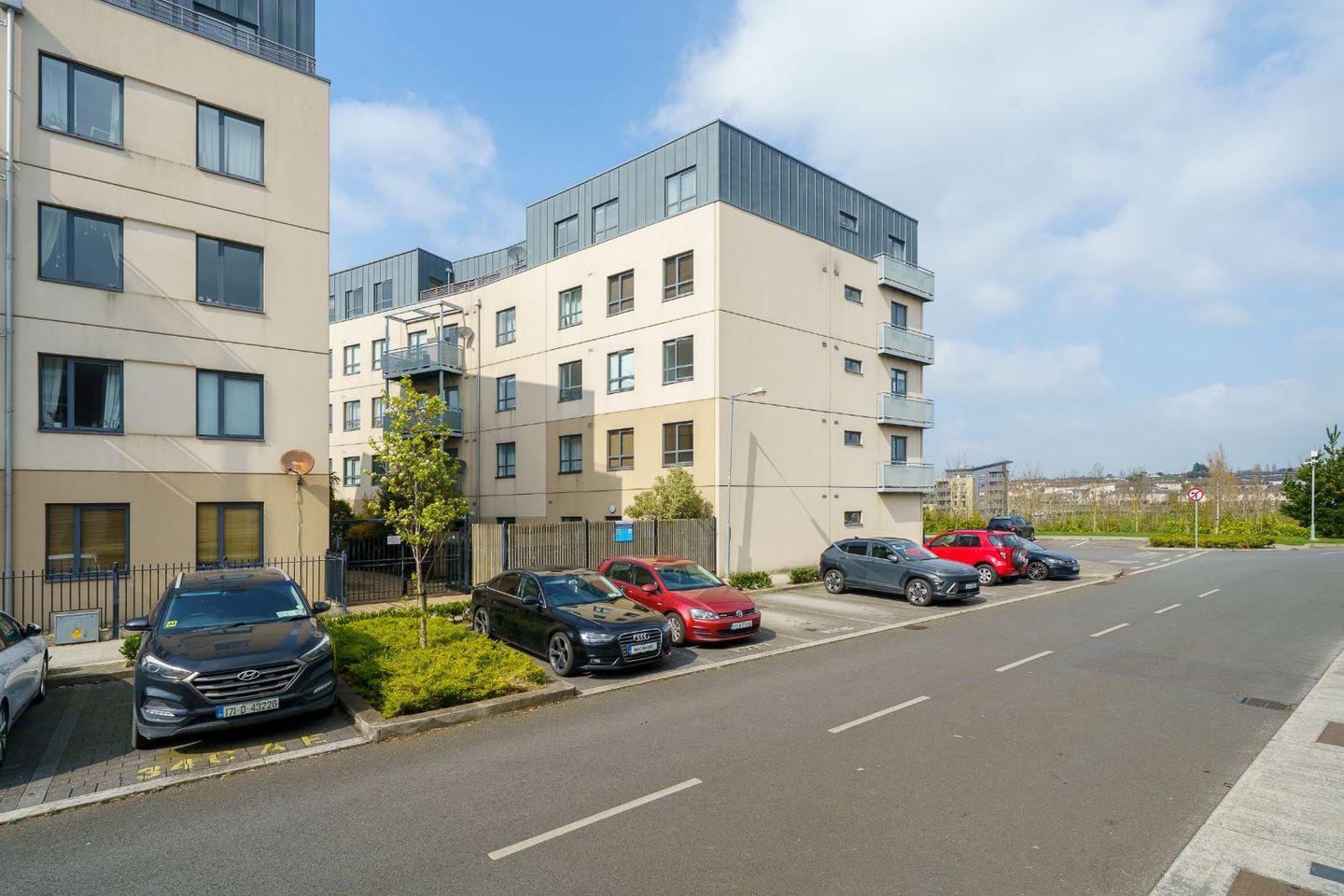 Apartment 10 , Cassian Court North, River Drive, Royal Canal Park, Dublin 15, D15VW98