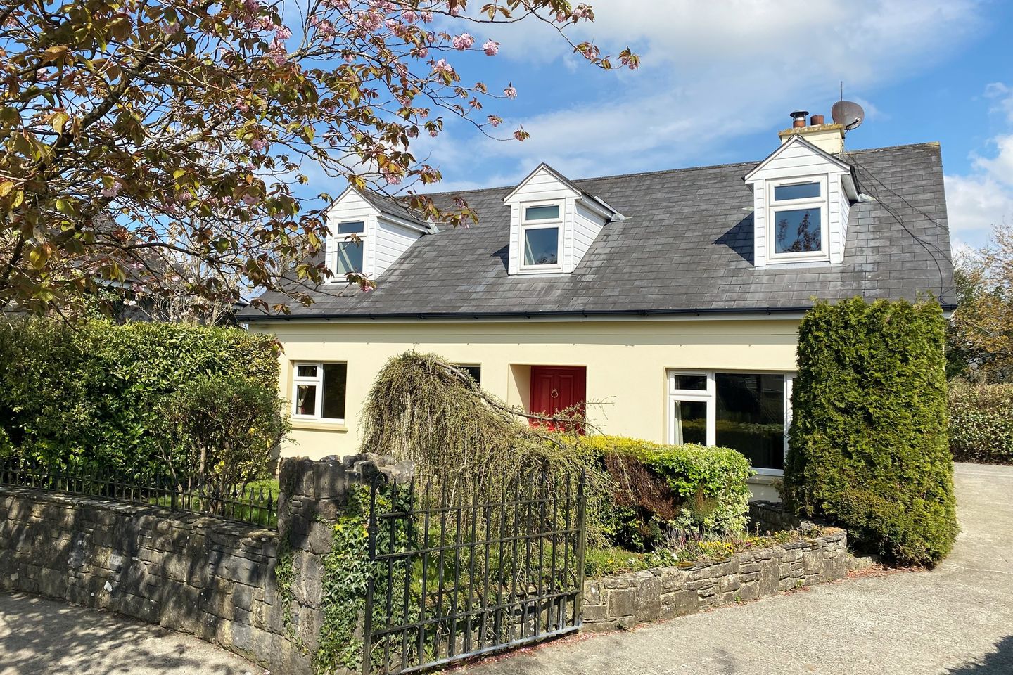 Bawnaluska, Castleisland, Co. Kerry is for sale on Daft.ie