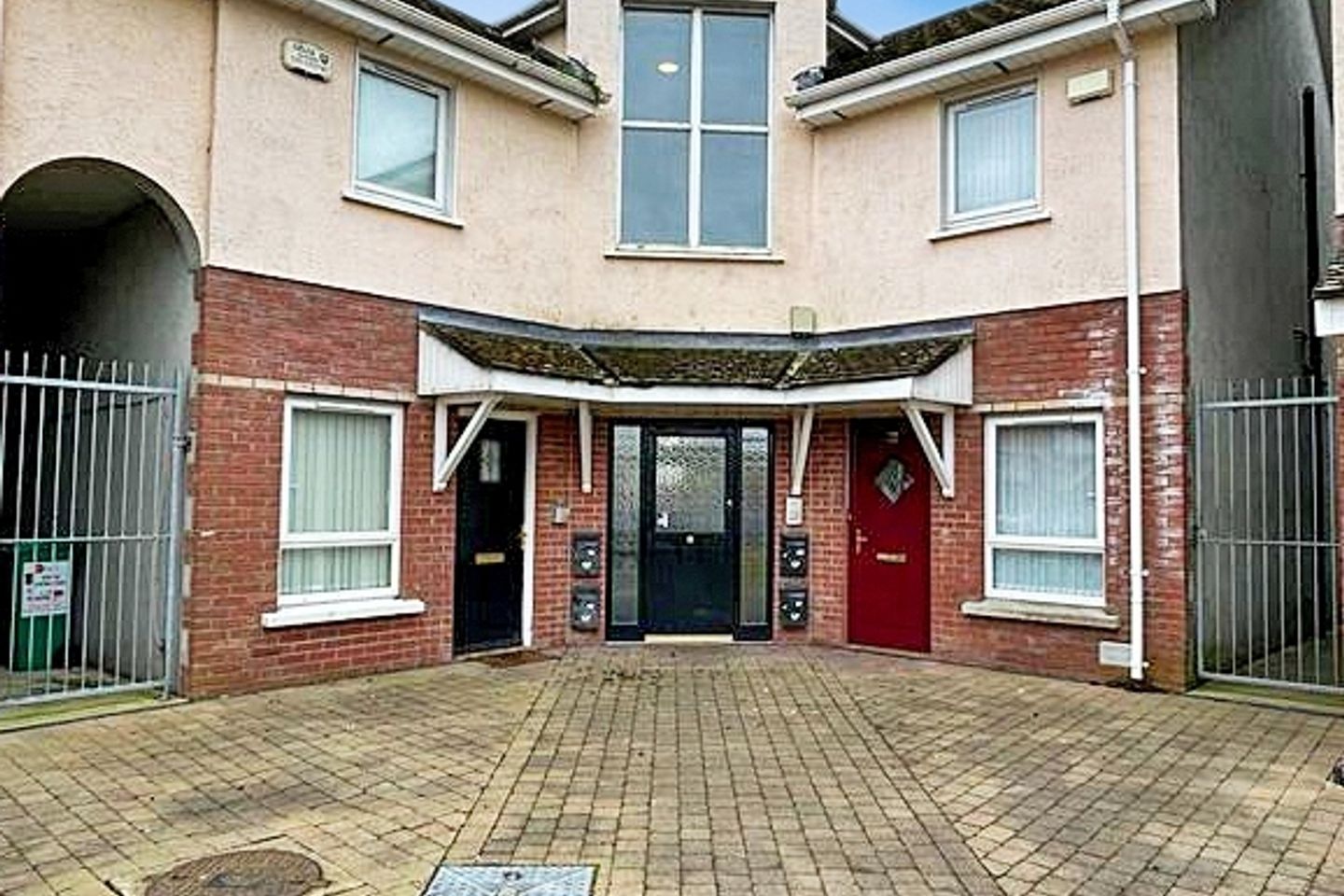 18 Clos Brid, Saltown, Dundalk, Co. Louth, A91CY95 is for sale on Daft.ie