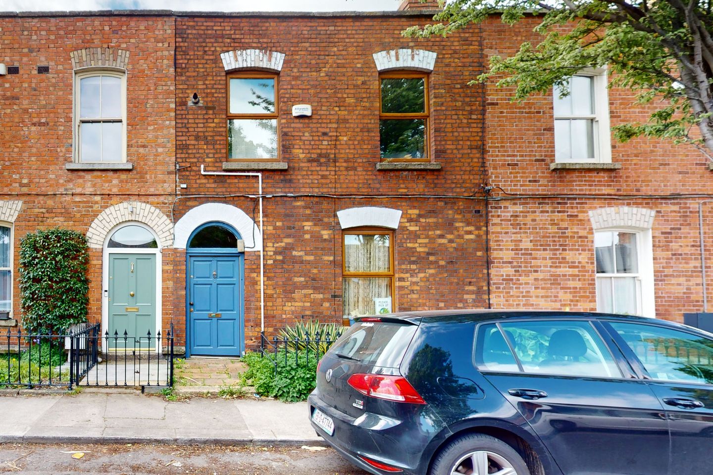 20 Greenville Terrace, South Circular Road, Dublin 8, D08H9AK is for