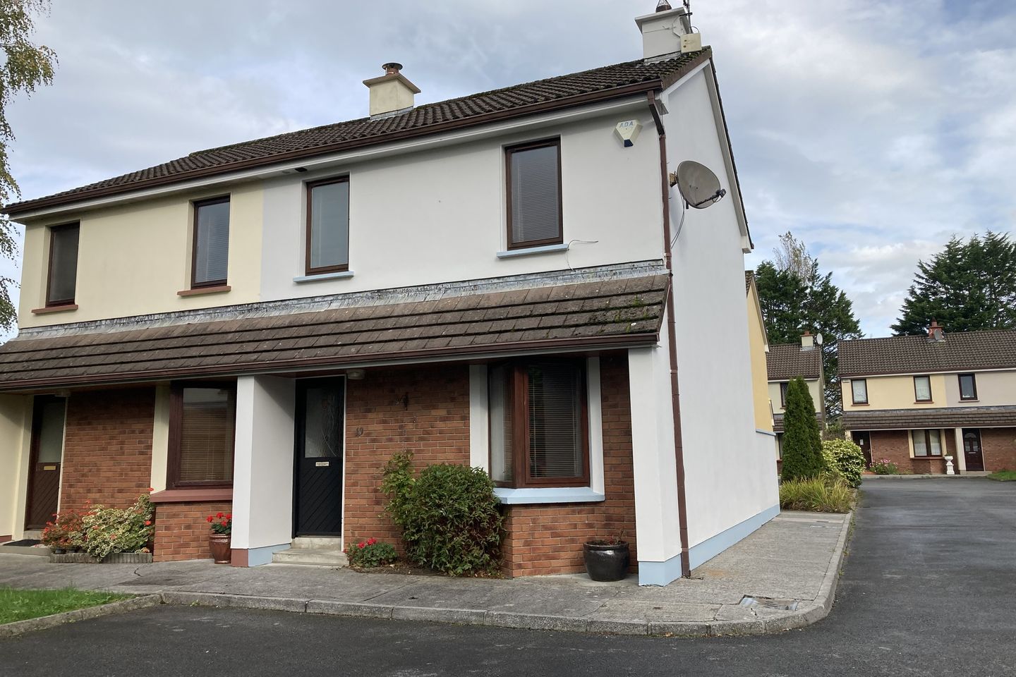 13 Woodbrook Court, Monavalley, Tralee, Co. Kerry is for sale on Daft.ie