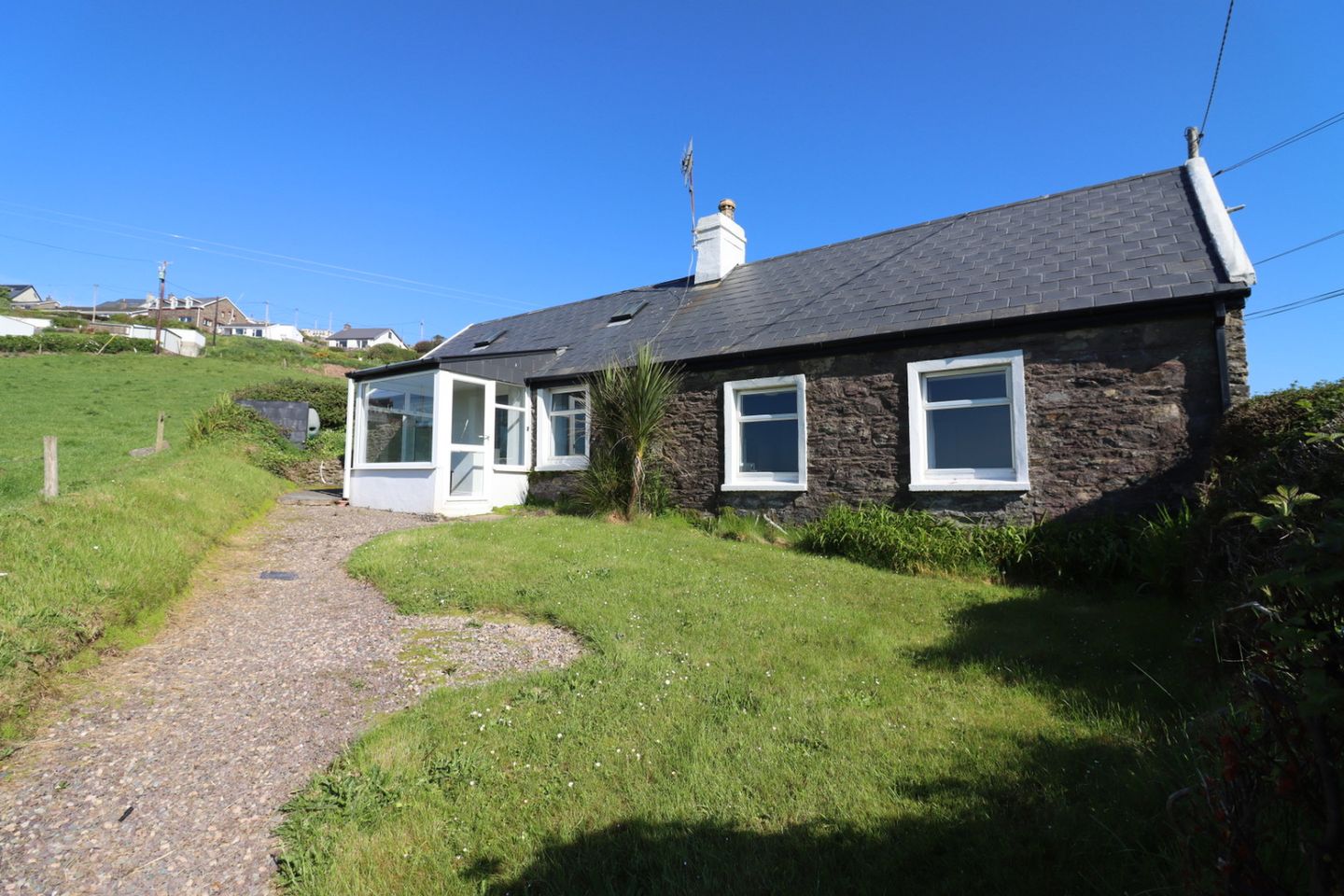 May Cottage, Fennell's Bay, Myrtleville, Co. Cork, P43DV79 is for sale on Daft.ie