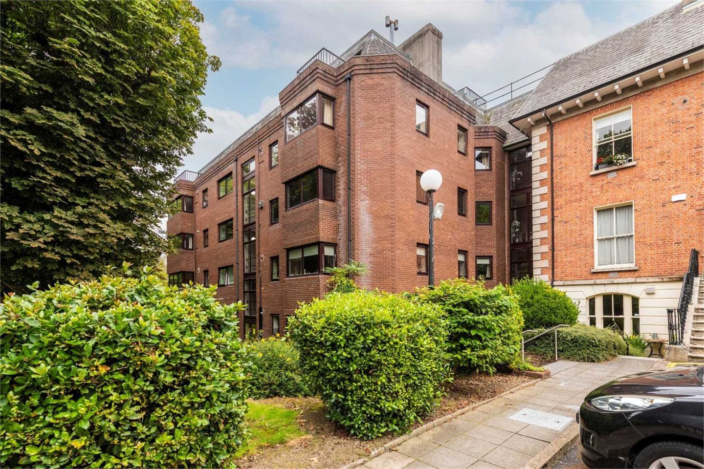 20 Raglan Hall, Clyde Road, Ballsbridge, Dublin 4 is for sale on Daft.ie