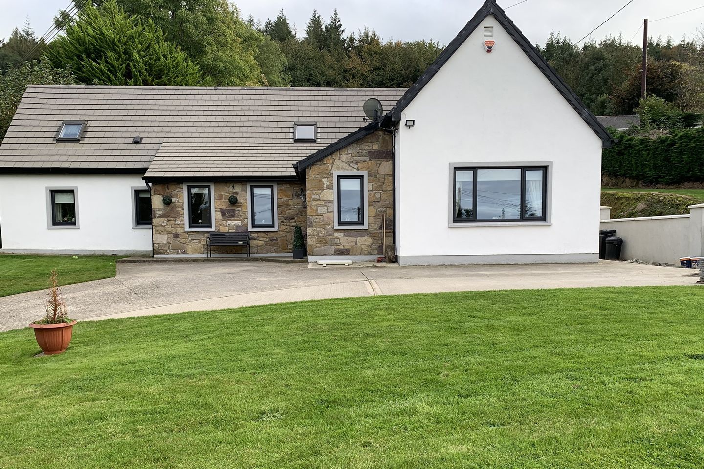 Coolnamuck Road, Carrickbeg, Carrick-on-Suir, Co. Waterford, E32PK75