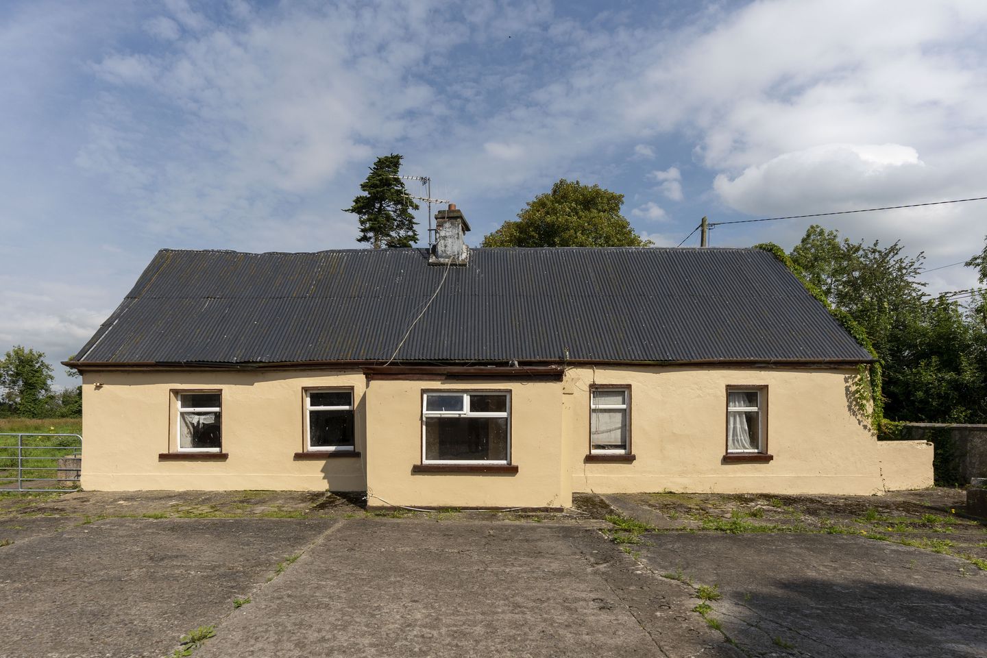 Ballincolloo, Bulgaden, Bruff, Co. Limerick, V35WA25 is for sale on Daft.ie