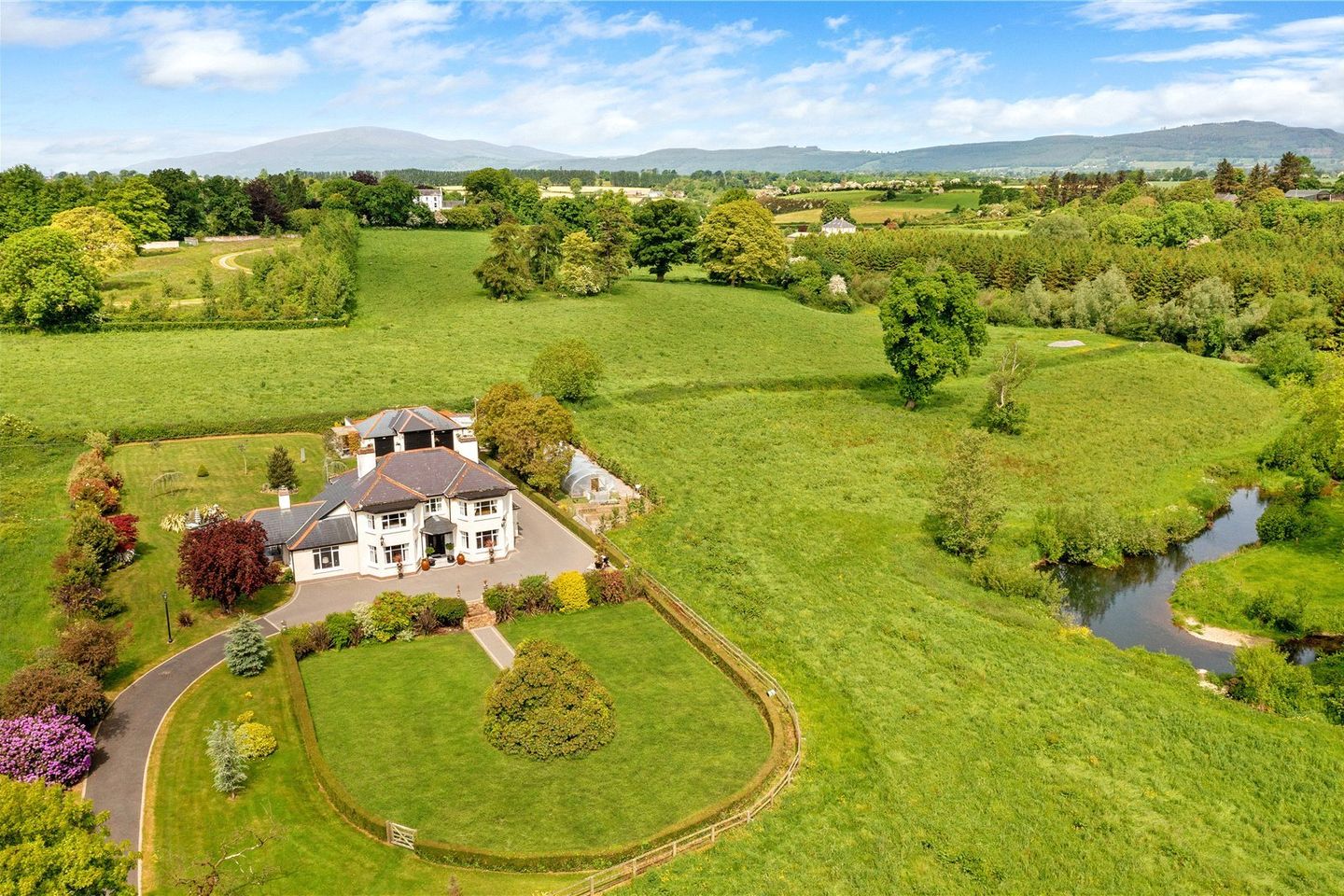 Grinaun, Three Bridges, CarrickonSuir, Co. Tipperary is for sale on