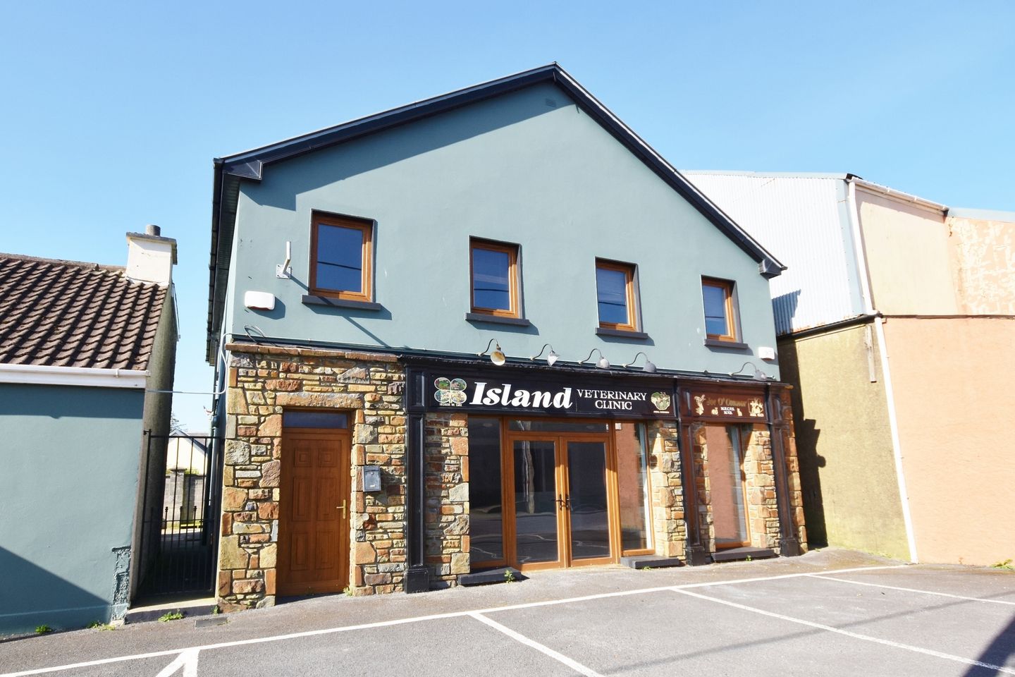 Commercial property for rent in Island Veterinary Clinic, St Brendan's