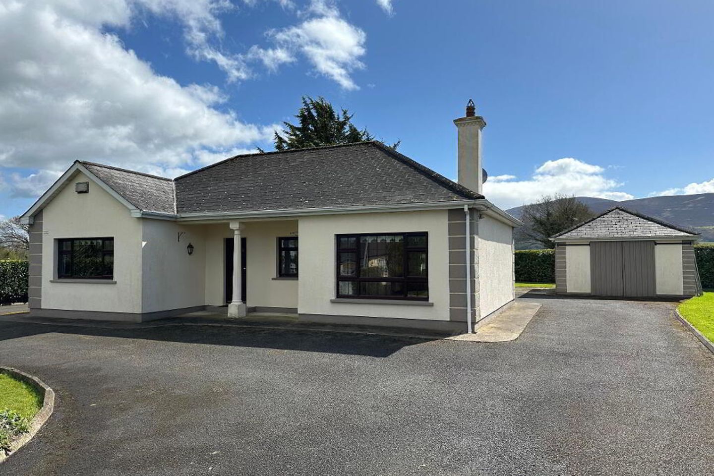 Cloneen Village, Fethard, Co. Tipperary, E91WY61