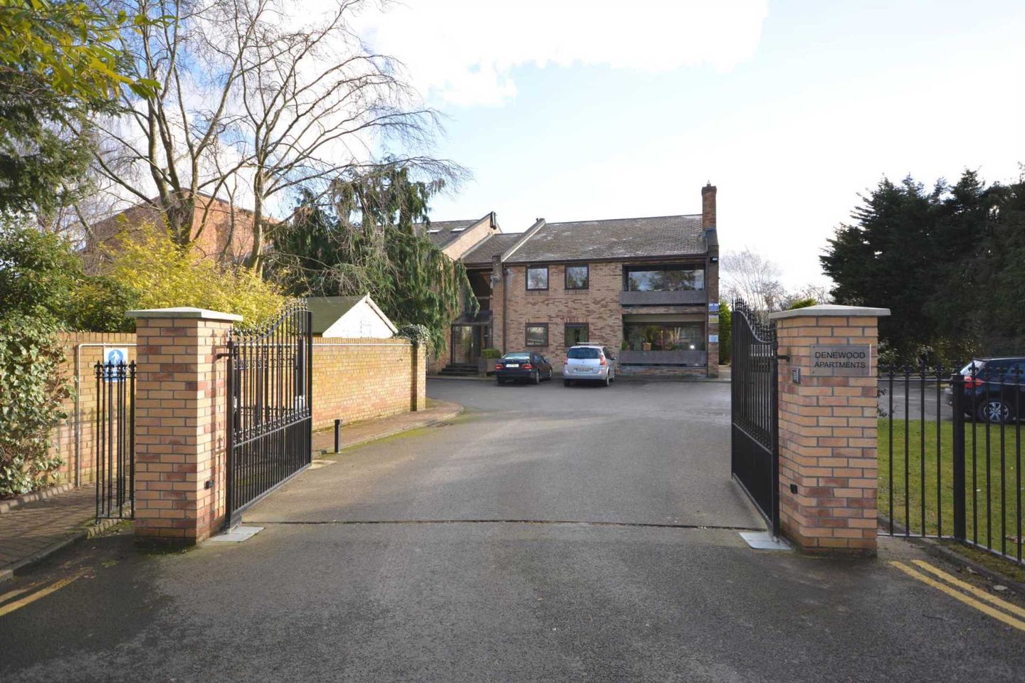 6 Denewood, Beechpark Avenue, Castleknock, Dublin 15 is for sale on Daft.ie