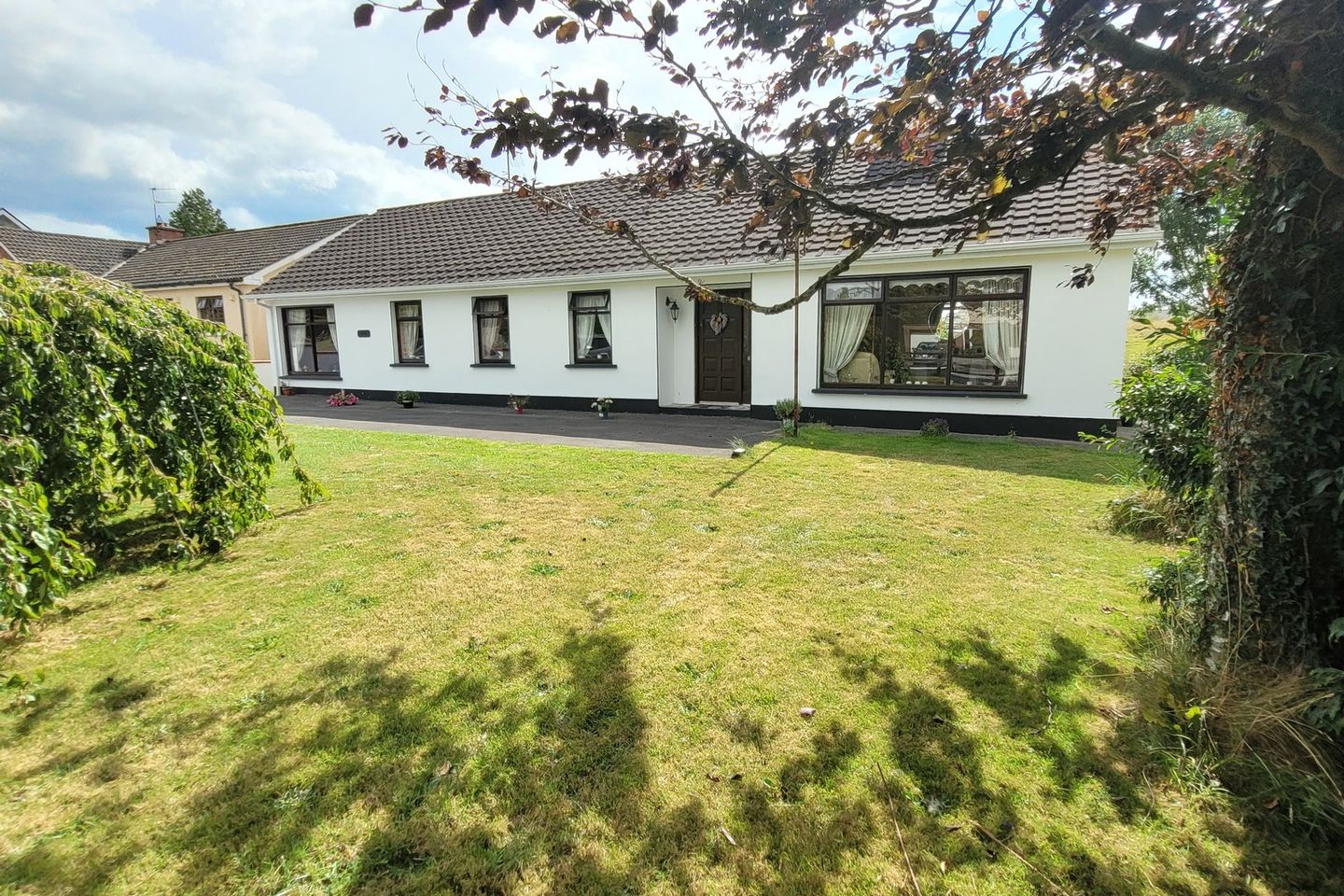 Avalon, Elm Grove, Birr, Co. Offaly, R42A977 is for sale on Daft.ie