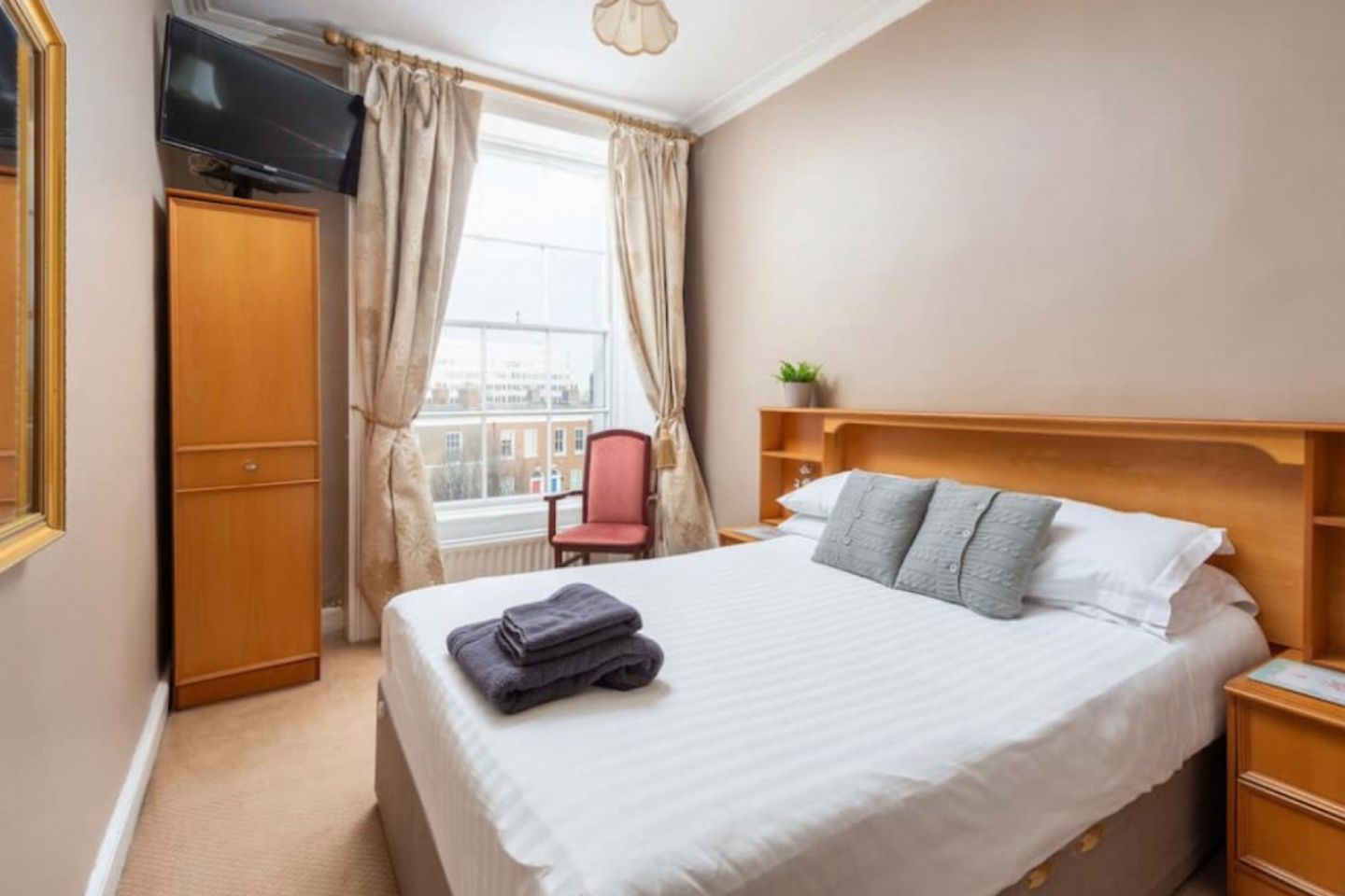 28 Upper Leeson Street., Dublin 4