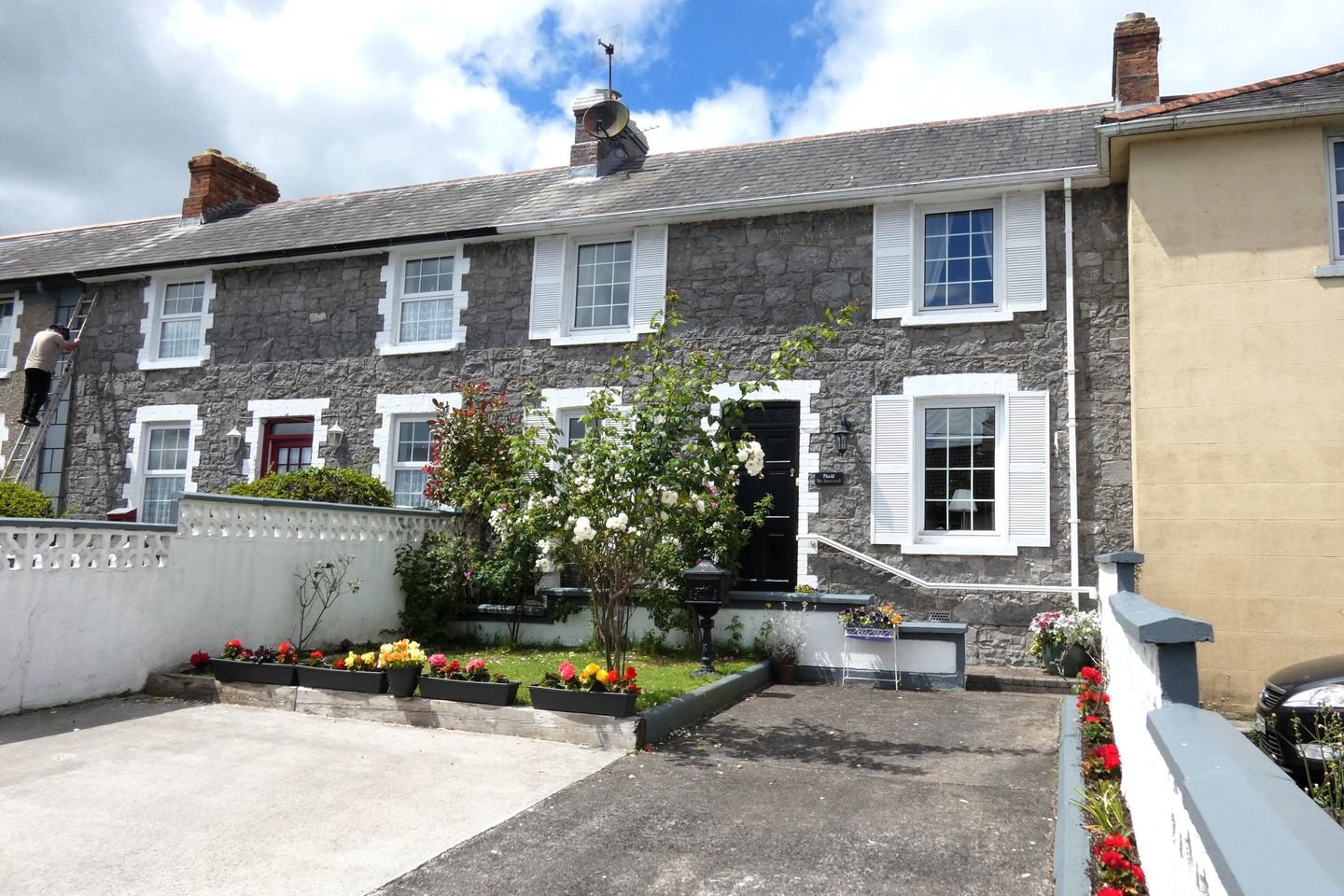 Fhaill Na Searrach, 2 Ard Na Greine, Ennis, Co. Clare, V95C5VY is for