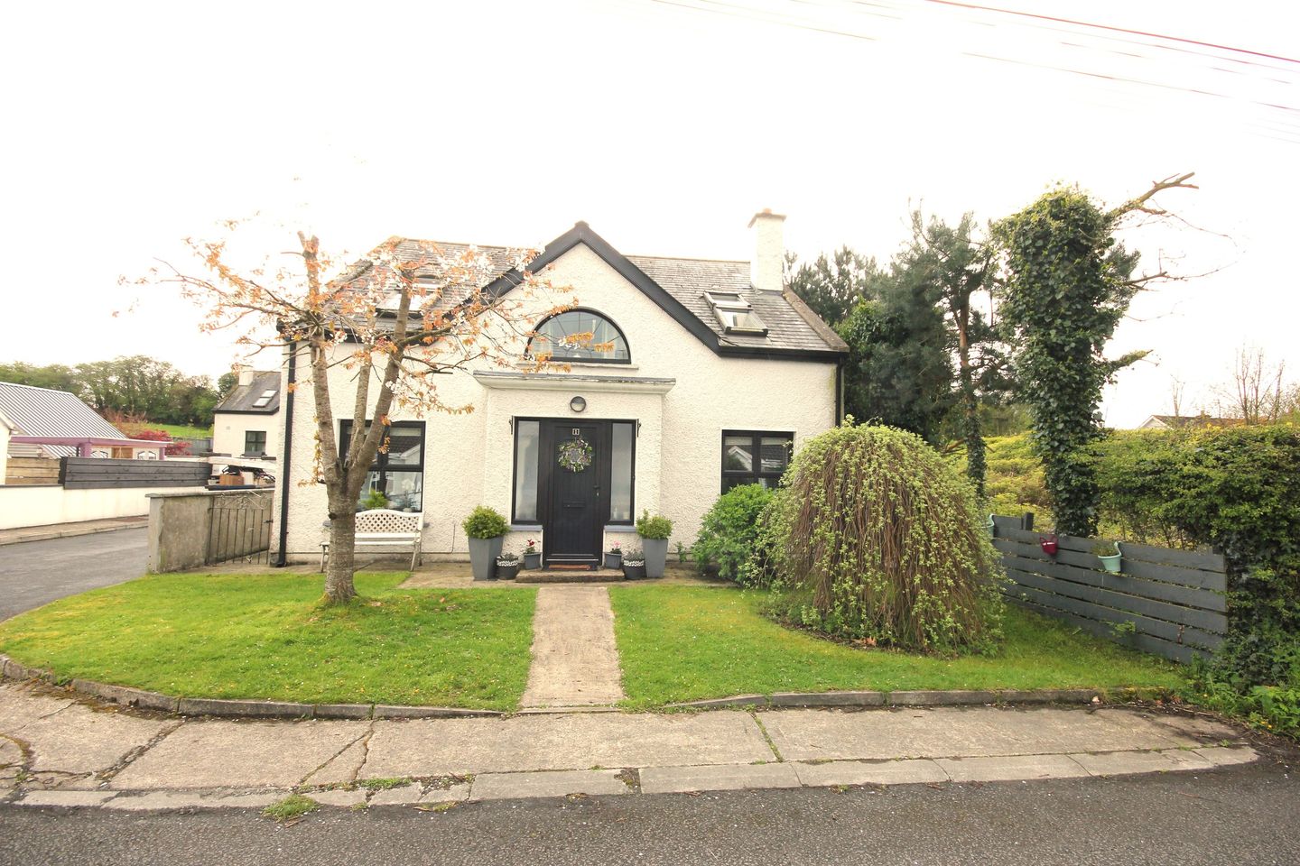 1 Steeple View, Rathmoyle Road, Abbeyleix, Co. Laois, R32VX32 is for