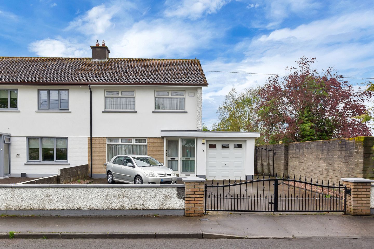 10 Oak Grove, Bagenalstown, Co. Carlow, R21YH95 is for sale on Daft.ie