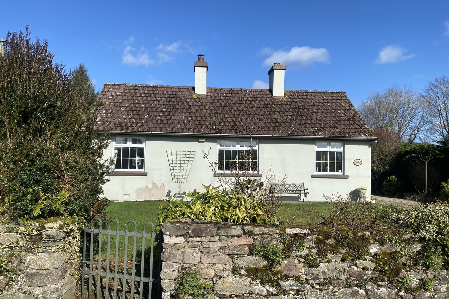 Woodstock, Ballynelligan Glebe, Lismore, Co. Waterford, P51C6C0 is for