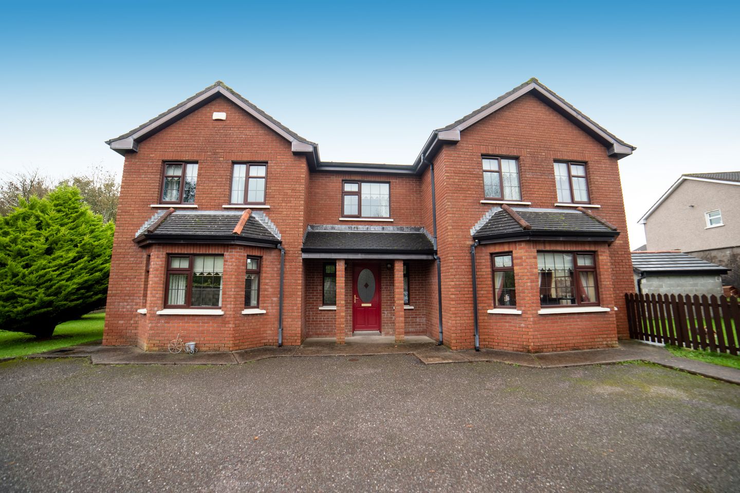 2 Flower Hill, Dublin Hill, Cork City, Co. Cork, T23KA07 is for sale on