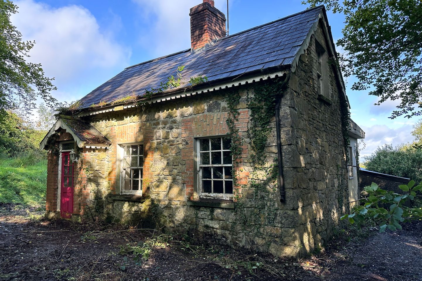 McGrory's Cottage, Mullaghboy, Belturbet, Co. Cavan, H14T383 is for