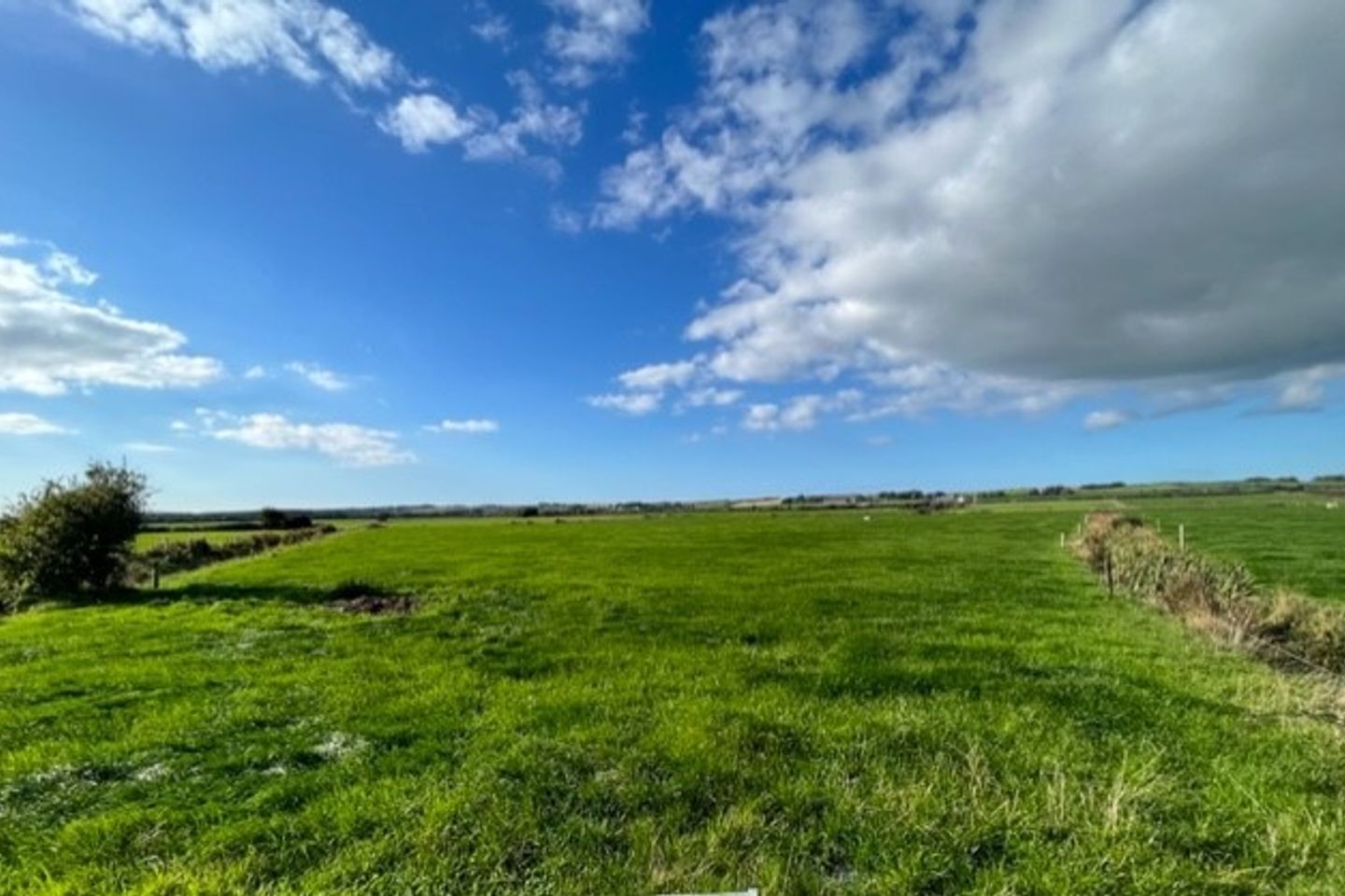 Land at Ballincrossig, Causeway, Co. Kerry