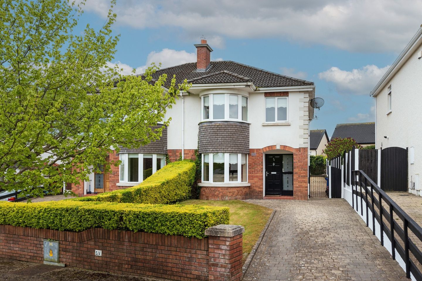 46 Oak Glade, Blessington Road, Naas, Co. Kildare, W91ANW5 is for sale on Daft.ie