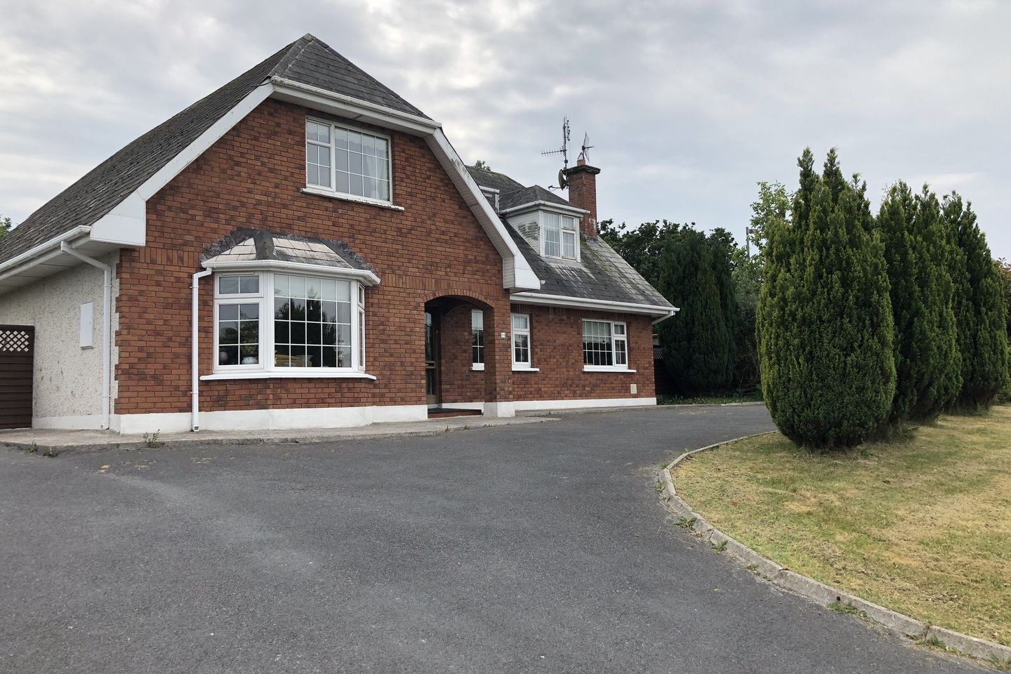 10 Woodland Park, Duntaheen Road, Fermoy, Co. Cork, P61VF10 is for sale