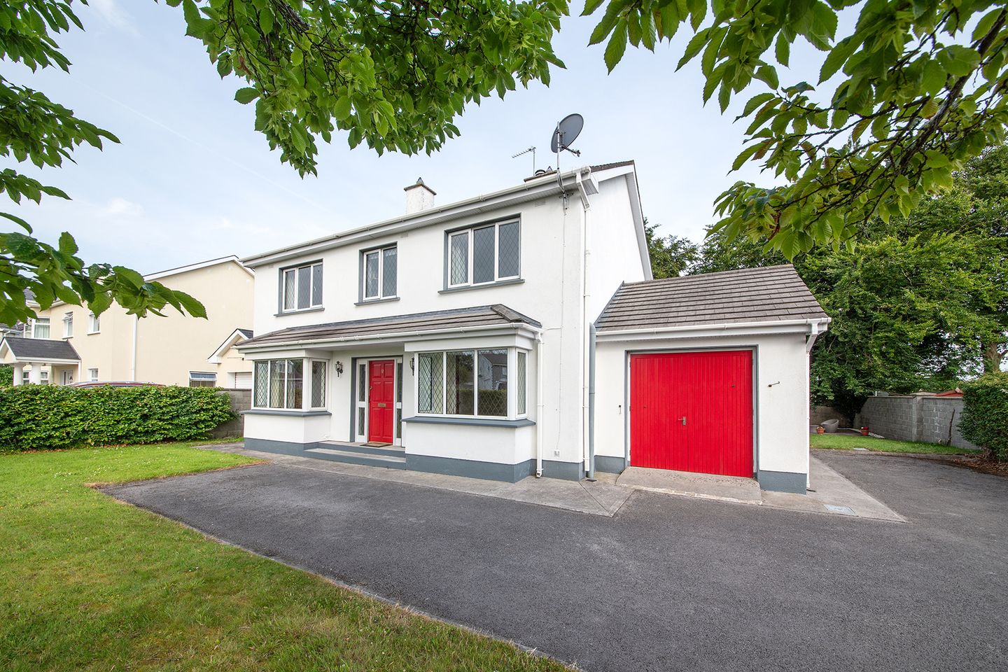 12 Greenhills View, The Pines, Ballinasloe, Co. Galway