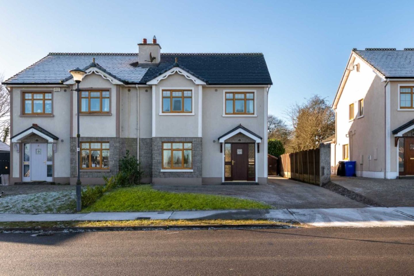 35 Oldwood, Athlone Road, Town., Town, Co. F42PF30 is for sale on