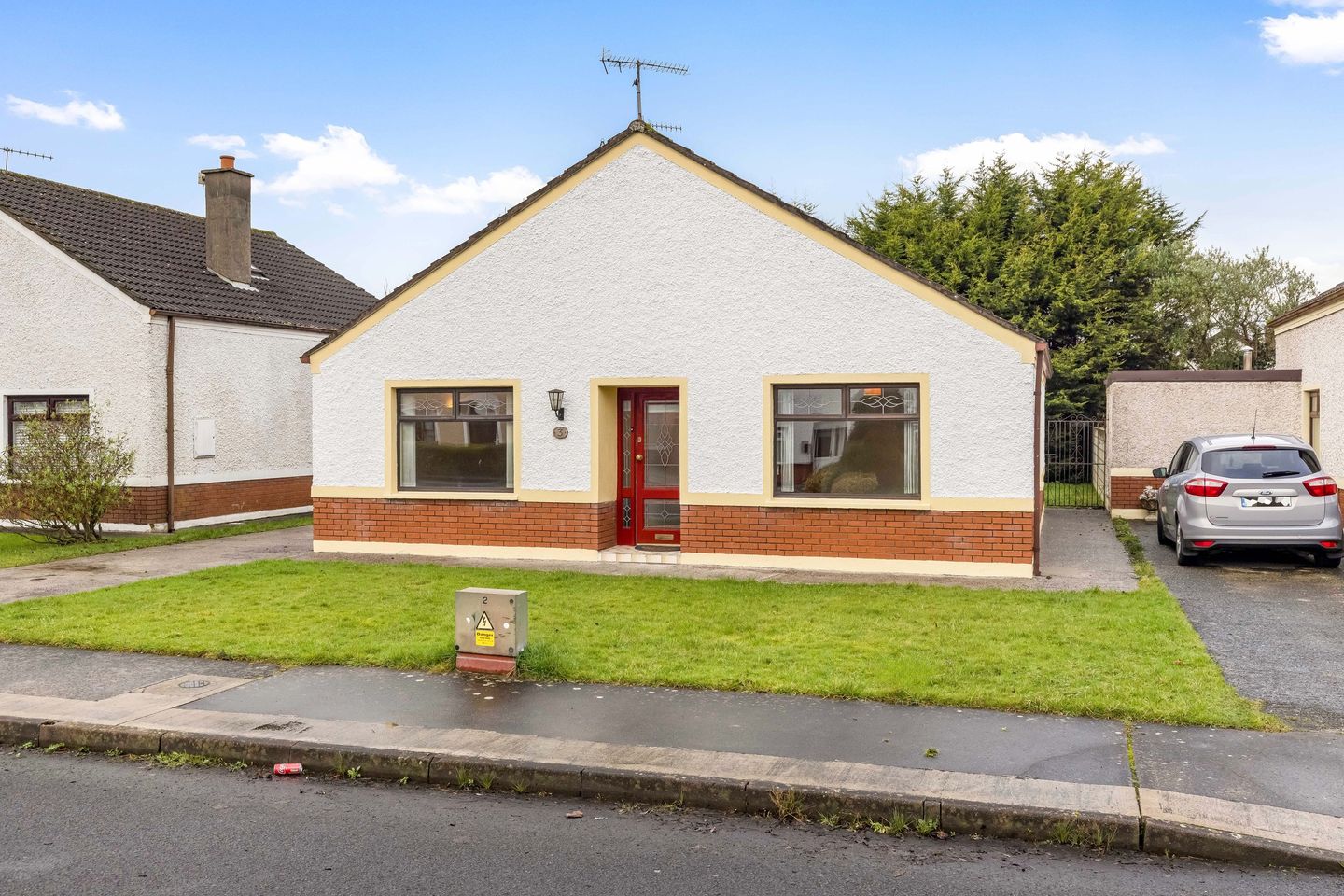 3 Blackwater Court, Avenue Road, Dundalk, Co. Louth, A91X0C7 is for