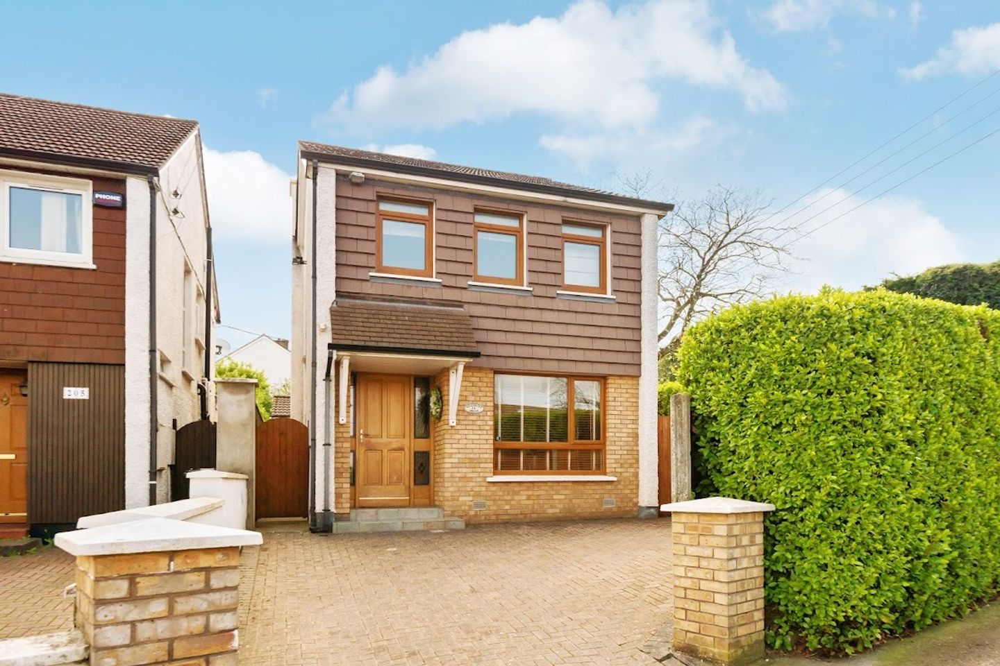 1A Ailesbury Grove, Dundrum, Dundrum, Dublin 16, D16DC64 is for sale on