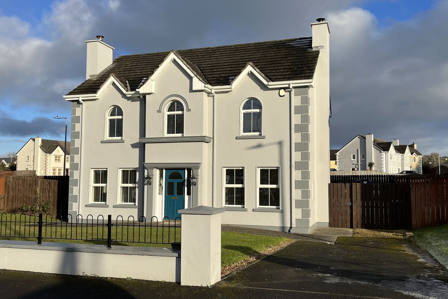 33 Brookfield Manor, Donegal Town, Co. Donegal