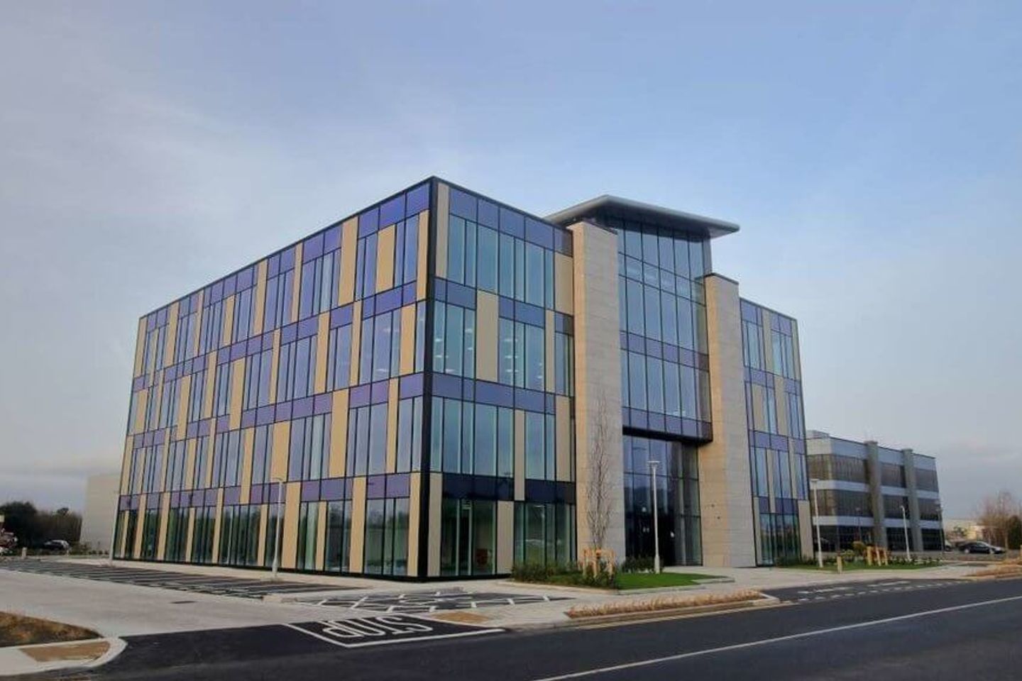 Commercial property for rent in Plaza 211 Blanchardstown Corporate Park