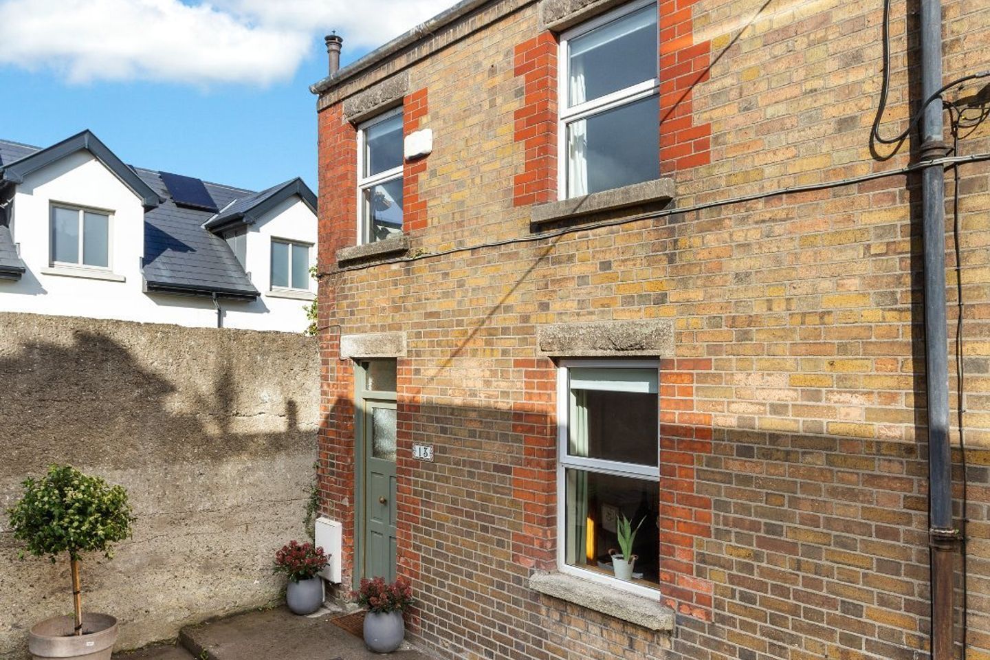 13 St. Josephs Square, Clontarf, Dublin 3, D03DX31 is for sale on Daft.ie