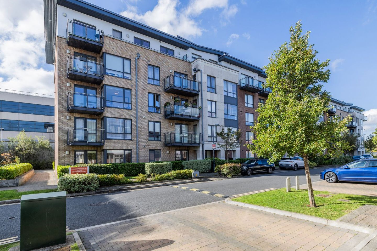 Apartment 11, Newtown Hall, Hazelbrook Square, Churchtown, Dublin 14, D14VY31