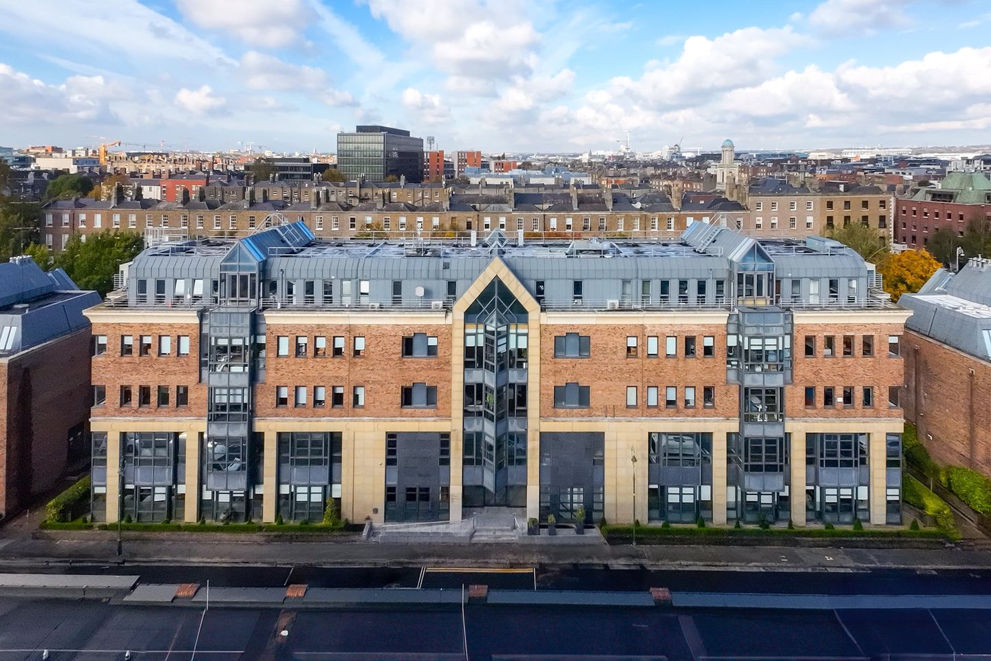 Commercial property for rent in 834 Percy Place, Dublin 4, Ballsbridge