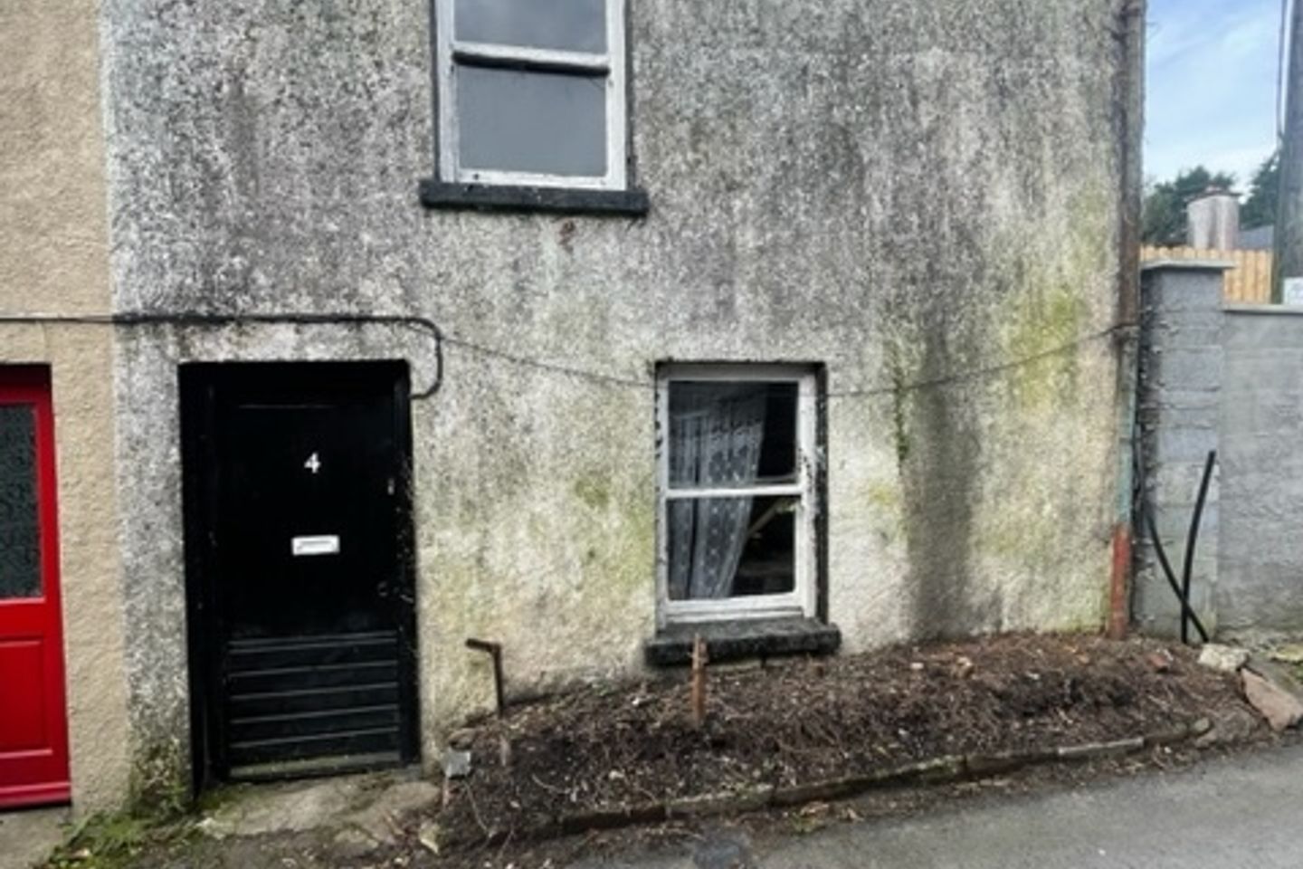 4 Western Terrace, Kilmacthomas, Co. Waterford, X42X640 is for sale on