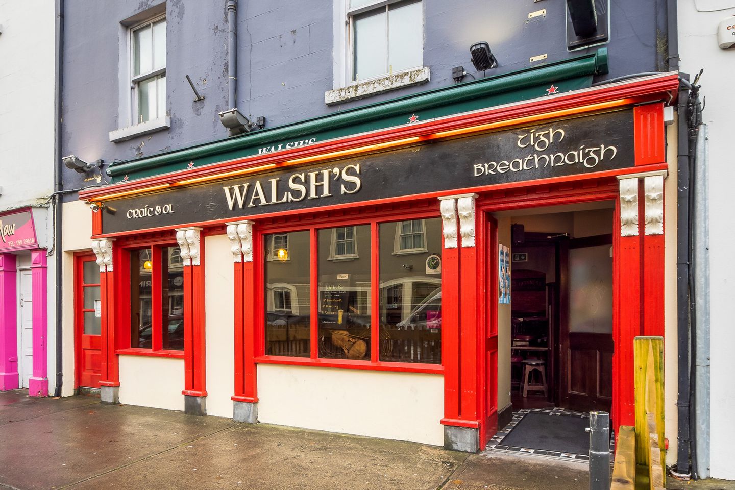 Walsh's Bar And 7 Apartments, 9 Mill Street, F28WV10