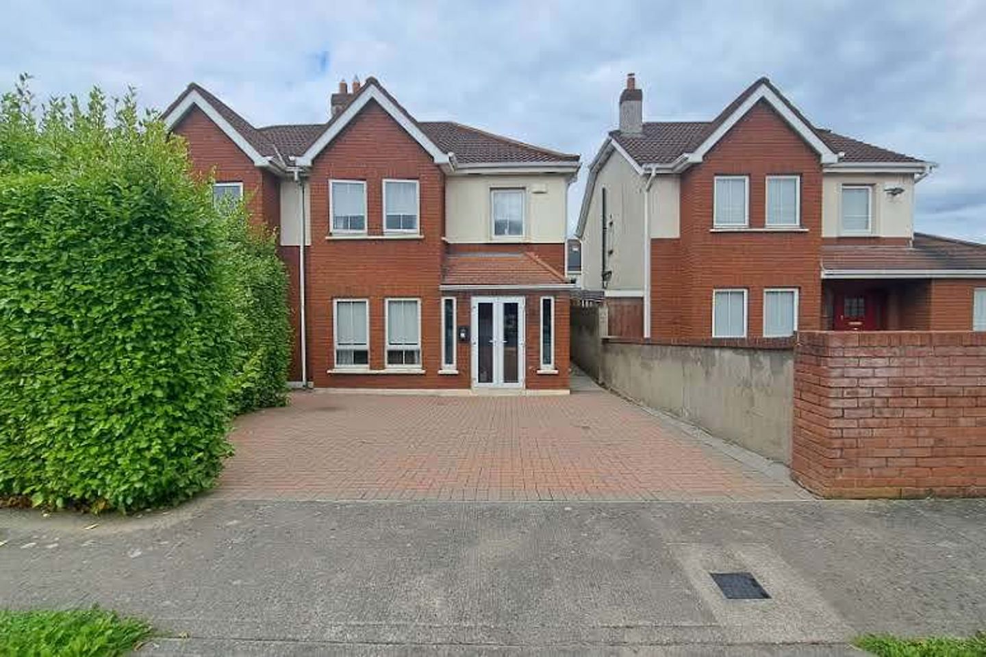 4 Larkfield Close, Lucan, Co. Dublin is for sale on Daft.ie