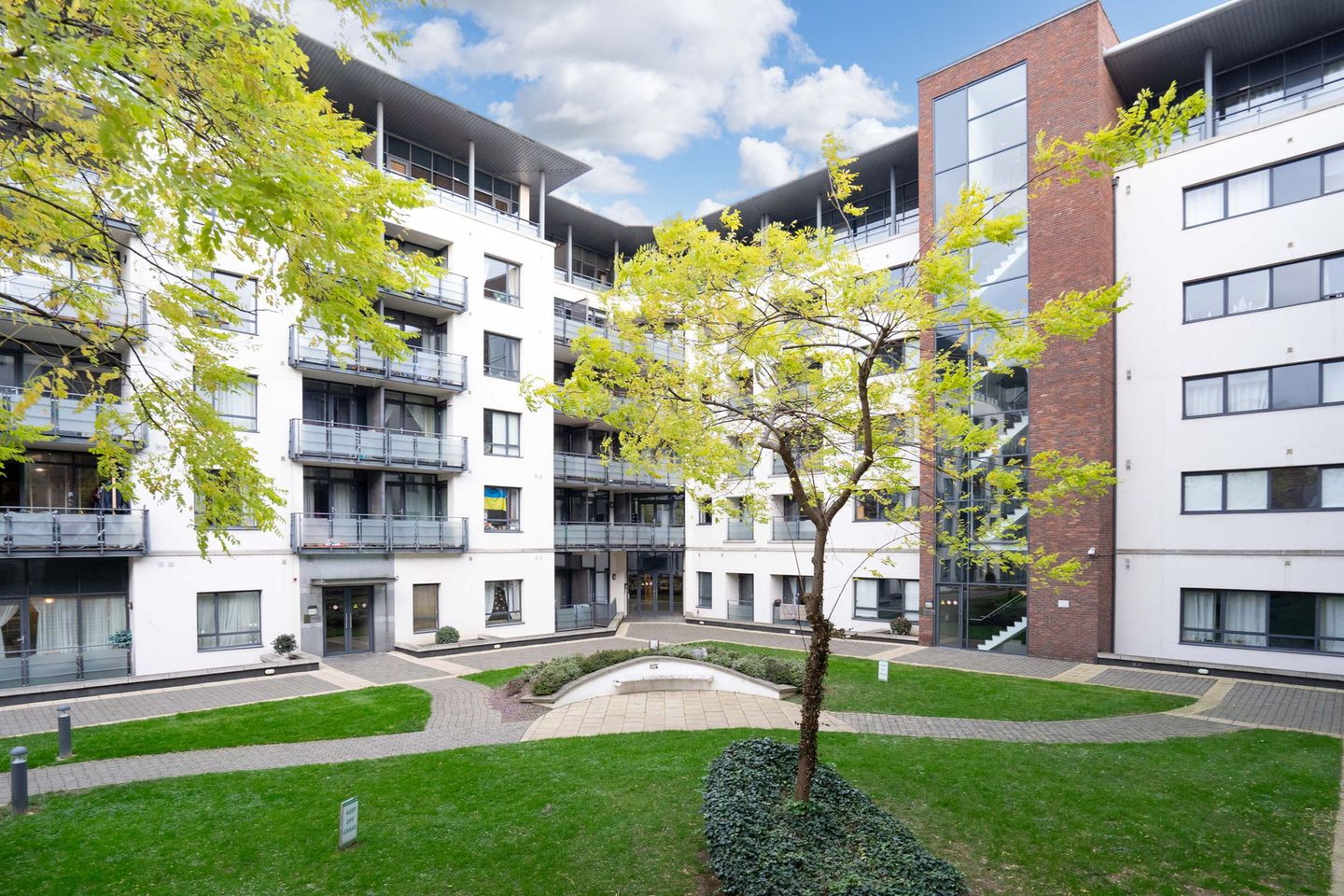 129 Scarriff House, Custom House Square, IFSC, Dublin 1, D01YW58 is for