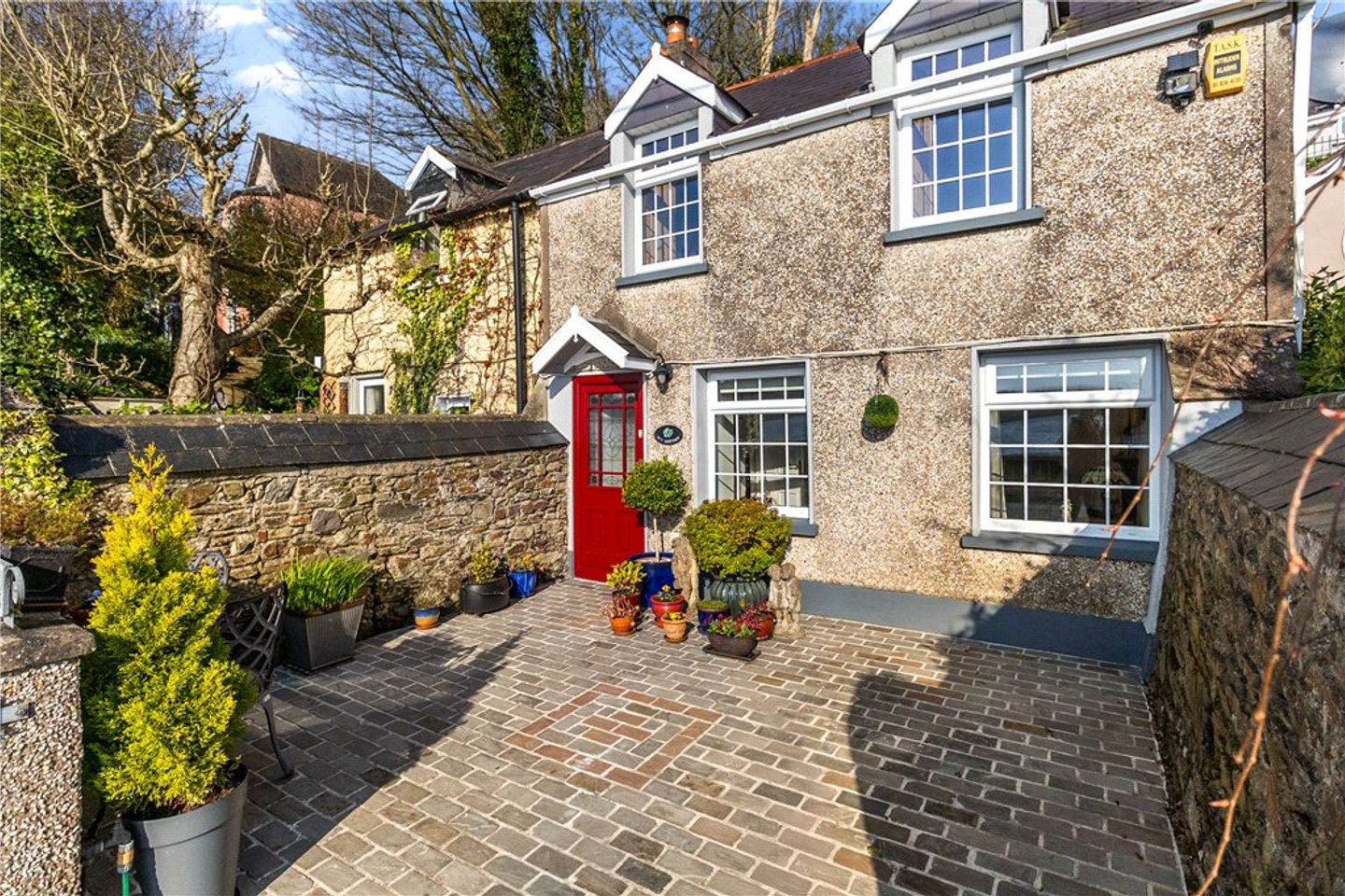 Ivy Cottage, Strand Road, Co. Cork, T12HC8C
