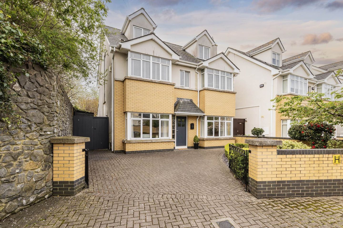 9 D`Alton Mews, Back Road, Malahide, Co. Dublin, K36YE36