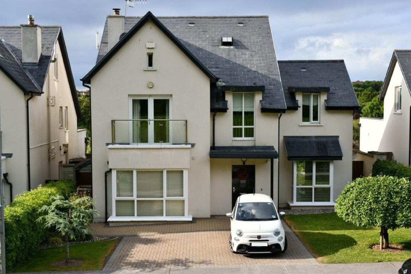 12 The Vicarage, Carrs Hill, Douglas, Co. Cork, T12P22E