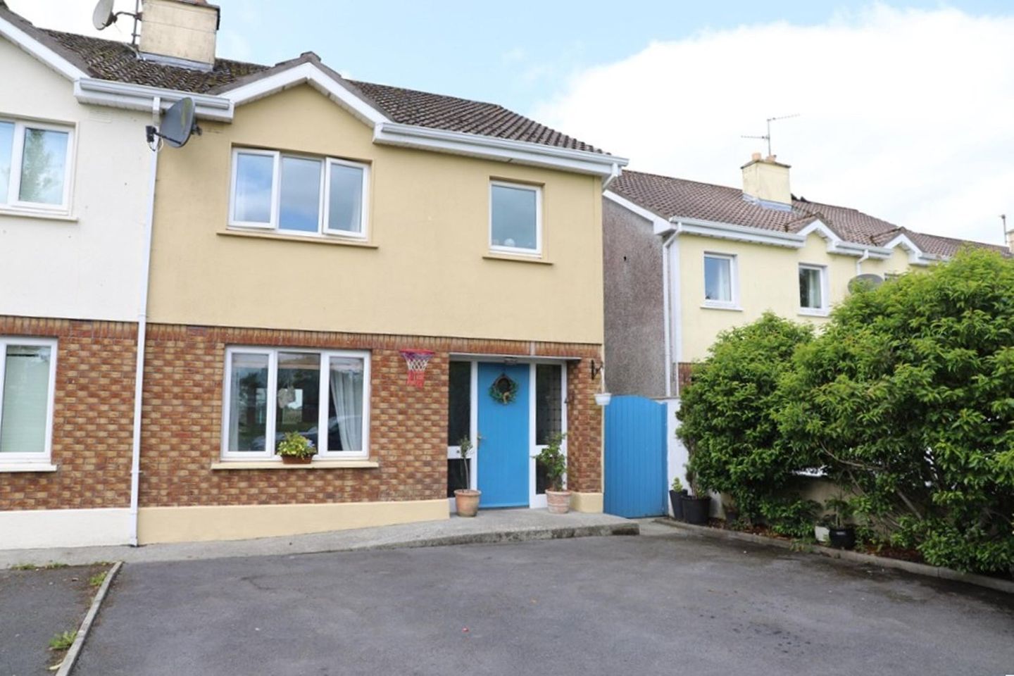 43 Carraig Geal, Loughrea, Co. Galway, H62YX49