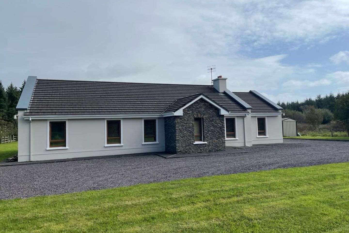 Mullenaglemig, Dingle, Co. Kerry, V92FE80 is for sale on Daft.ie