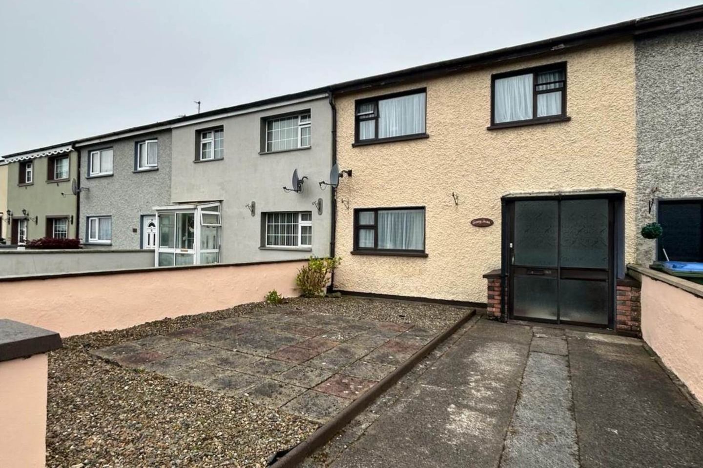 99 Clancy Park, Ennis, Co. Clare, V95H32T is for sale on Daft.ie