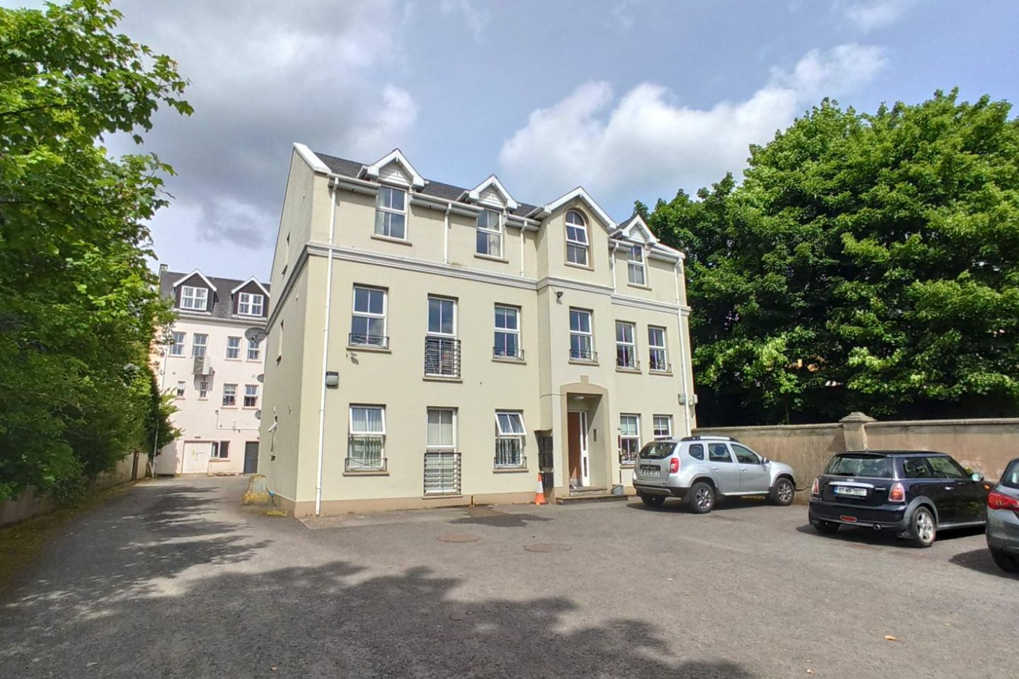 Apartment 4, Garden Court, Lower Main Street, Letterkenny, Co. Donegal, F92E093
