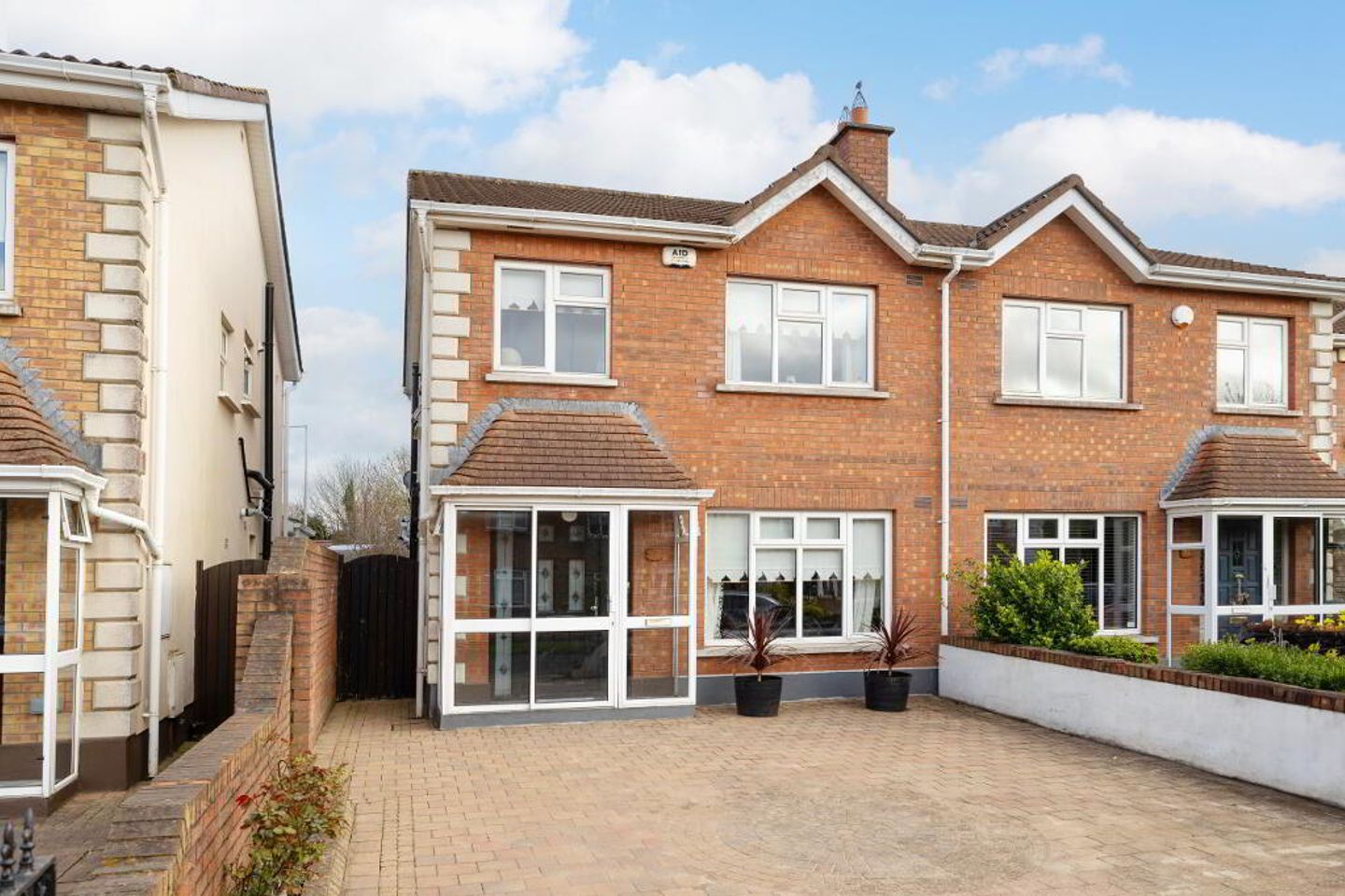 12 Ash Park Heath, Lucan, Co. Dublin, K78XF77 is for sale on Daft.ie