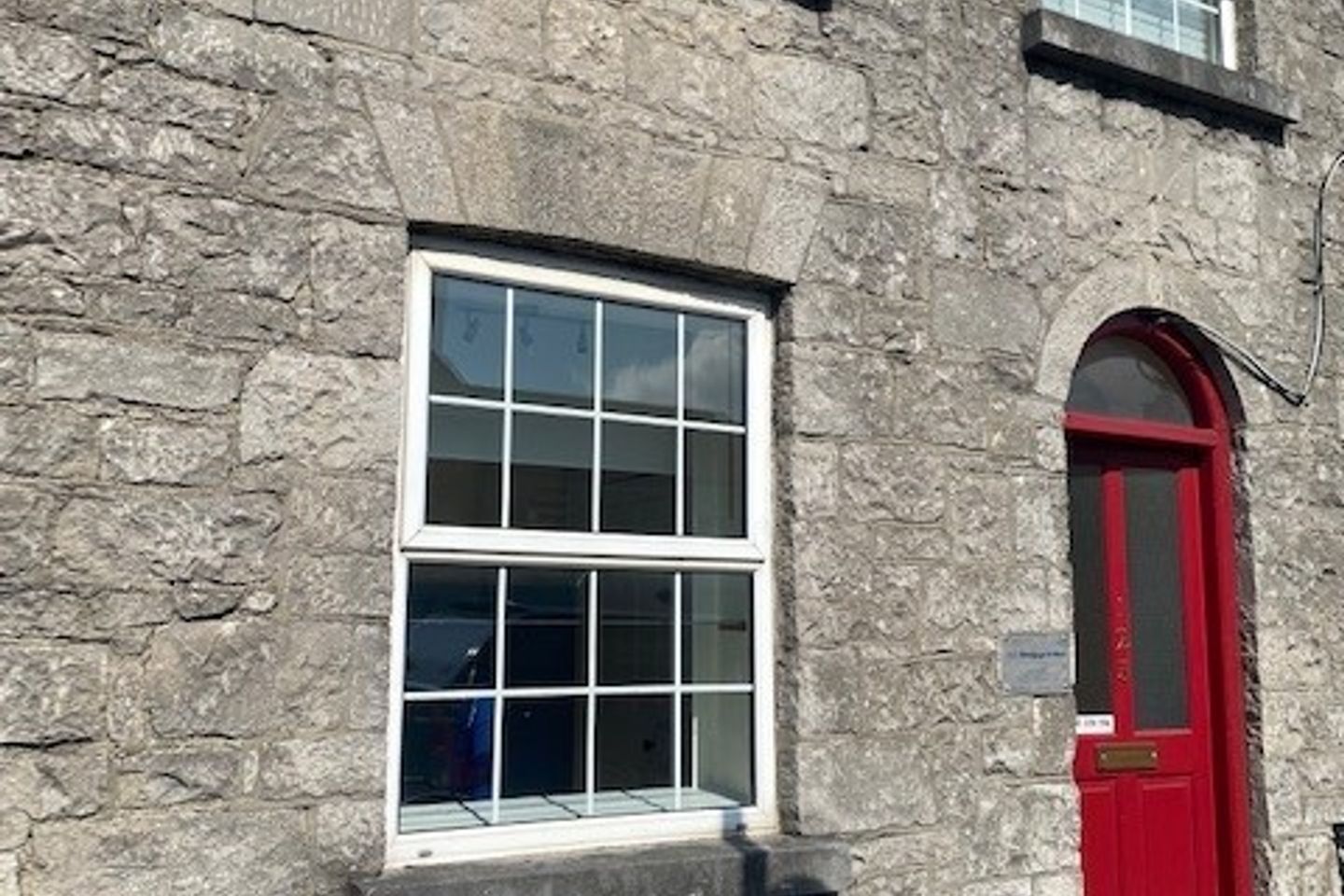 Commercial property for rent in Henry Street, Tullamore, Co. Offaly