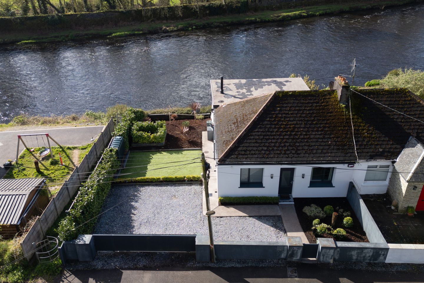 River Cottage, 1 Kelleher Villas, Inniscarra, Co. Cork, P31K206